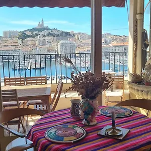 Grand T2 Surplombant Le Vieux Port Appartement